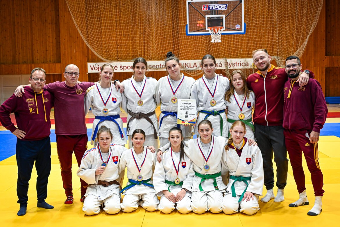 slany_playoffU18-01