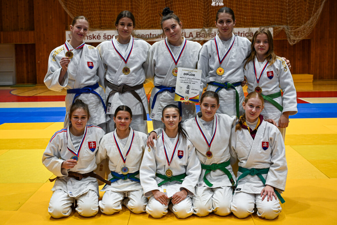 slany_playoffU18-02